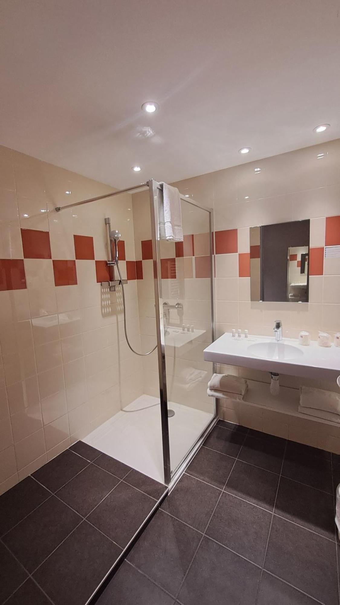 פווי אן-אוקסואה Hotel Du Val Vert מראה חיצוני תמונה